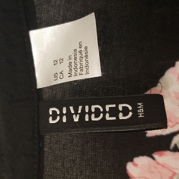 Divided by H&M Long Sleeve Button Down Blouse - Picture 2 of 7